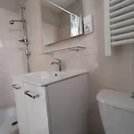 - Latre Location Apartmán *