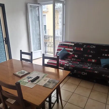 Latre Freres Location