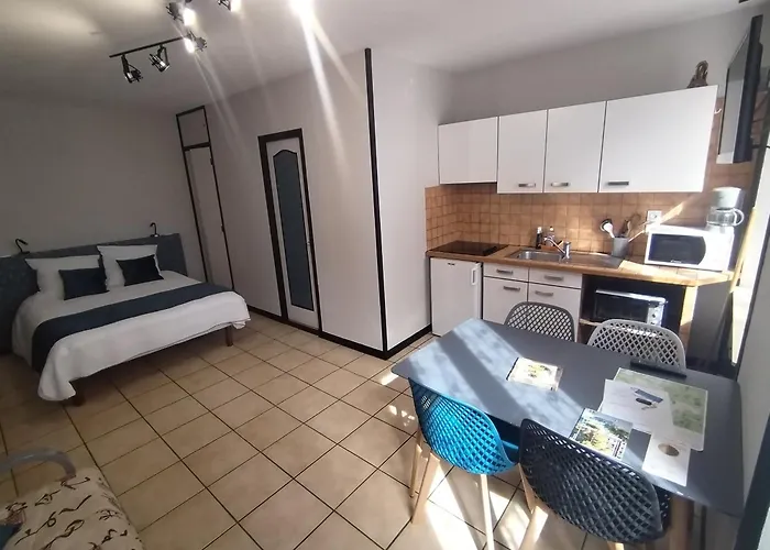 - Latre Location Διαμέρισμα *